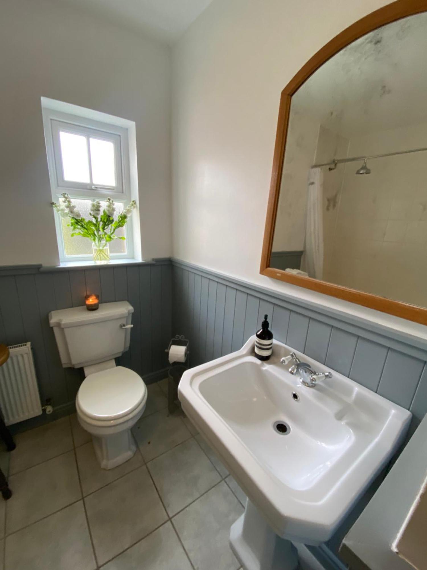 Shanakeever Farm - 3 Bedroom Apartment Клифден Экстерьер фото